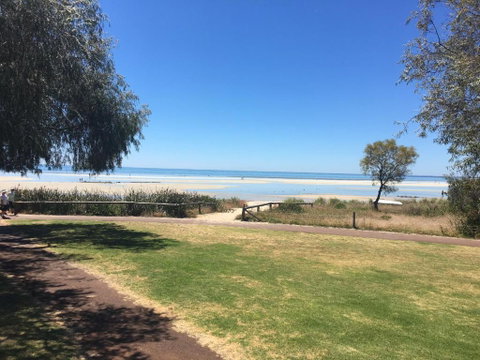 Beach House Dunsborough - Yamba Accommodation 4