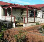 Belle Cottage - Yamba Accommodation