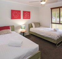 Crystal Shores - Yamba Accommodation
