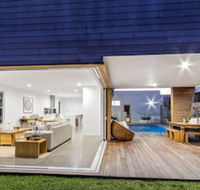 Luxe House Tweed Coast Holidays  - Yamba Accommodation