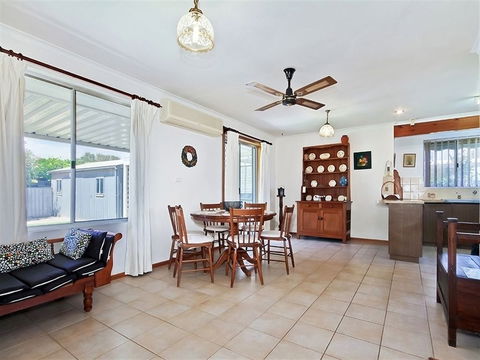 Sun & Sea - Yamba Accommodation 0