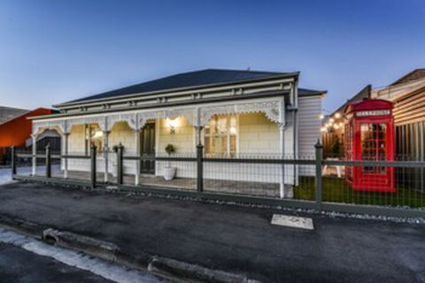 Aloha Luxury Central Apartments - Yamba Accommodation 0