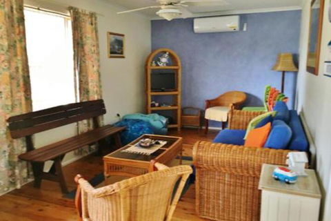 Summer Retreat At Callala Beach - Yamba Accommodation 2