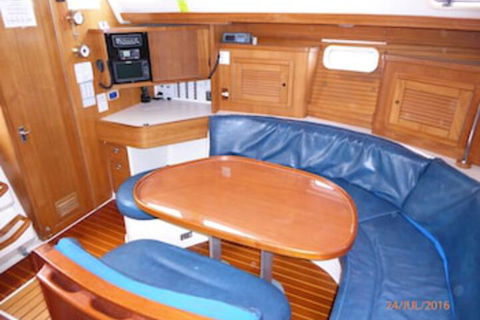 Sailtas - Sailing Charters To Bruny Island - Adults Only - Yamba Accommodation 0
