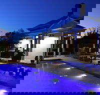 Hollidge House Apartments - Yamba Accommodation