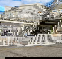 Boathouse Apartment - Yamba Accommodation