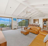East Beach House - Yamba Accommodation