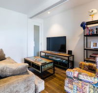 MAXINE 1BDR Collingwood Apartment - Yamba Accommodation