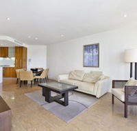 COTTON BEACH on the POOL 66 - Yamba Accommodation