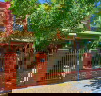 Adelaide Style Accommodation near City - Yamba Accommodation
