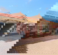 Mindarie Villa - Yamba Accommodation