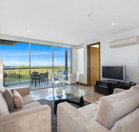 Luxury 2 Bed Apartment located in the Santai Resort - Yamba Accommodation