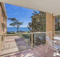 South Pacific Unit 6 Amazing unit opposite the beach. - Yamba Accommodation