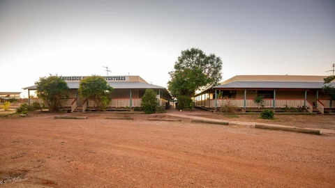 Longreach Outback Adventures - Yamba Accommodation 5