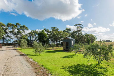 Live Big In The Gurdies Tiny House With A View - Yamba Accommodation 7
