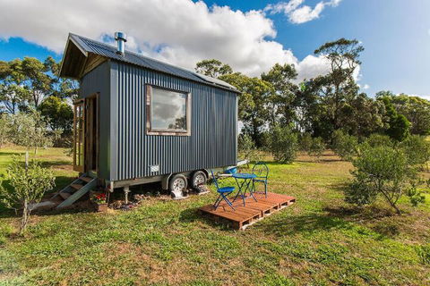 Live Big In The Gurdies Tiny House With A View - Yamba Accommodation 1