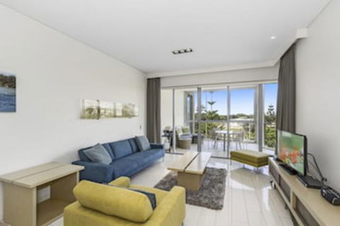 KINGSCLIFF COAST CULTURE 1208 - Yamba Accommodation 0