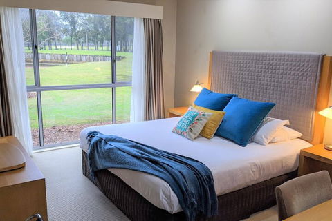 Jewel In The Crowne - Yamba Accommodation 1