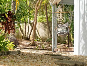 A PERFECT STAY - San Juan Surfers Cottage - Yamba Accommodation 0