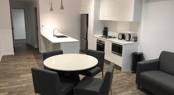 Quattro On Young - Yamba Accommodation 4