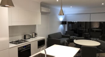 Quattro On Young - Yamba Accommodation 6