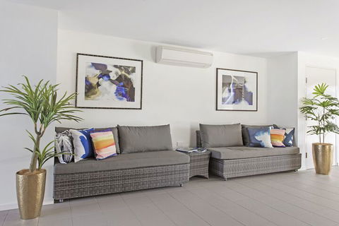 Direct Hotels - North Shore Kawana - Yamba Accommodation 2