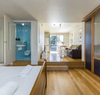 Cottesloe Tree Top Studio - Yamba Accommodation