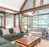 Your Luxury Escape - On The Bay - Yamba Accommodation