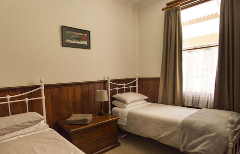 Creek Cottage - Yamba Accommodation 3