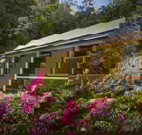Creek Cottage - Yamba Accommodation