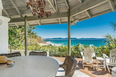 Your Luxury Escape - The White House - Yamba Accommodation 0