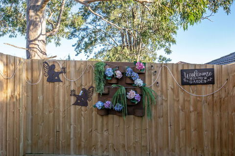AUJOY 4 Bed Townhouse Burwood 2 - Yamba Accommodation 1
