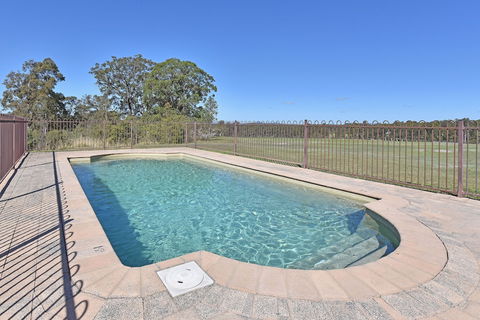 Ironstone Estate - Yamba Accommodation 1