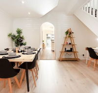The Renwick - Yamba Accommodation