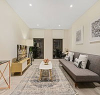 New 2 Bedroom Apt Minutes Walking to Darling Harbour - Yamba Accommodation