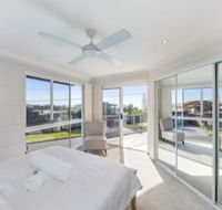 Panoramic and Ocean Views - Yamba Accommodation
