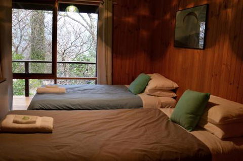 1 School Road Wandiligong - Yamba Accommodation 5