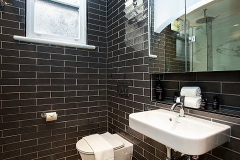 Urban Rest The Miller - Yamba Accommodation 4