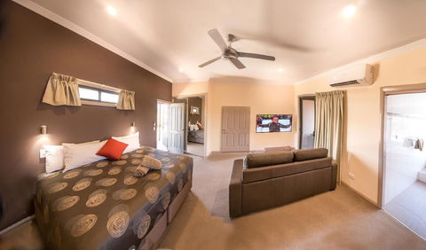Broken Hill Outback Resort - Yamba Accommodation 0
