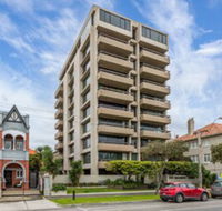 Exquisite 2 Bedroom Beach City Views - Yamba Accommodation