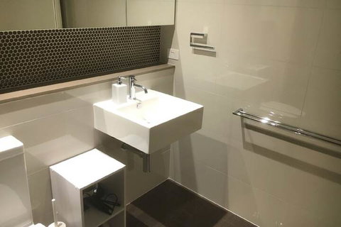 CBD Apartment In Perfect Location - Yamba Accommodation 4