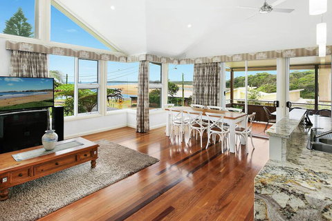 Oceanview - Yamba Accommodation 7