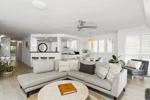Your Luxury Escape - Karinya At Surfside - Yamba Accommodation 0