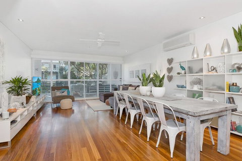COASTAL CHIC At CASUARINA - Yamba Accommodation 5