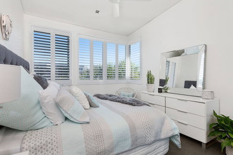 COASTAL CHIC At CASUARINA - Yamba Accommodation 1