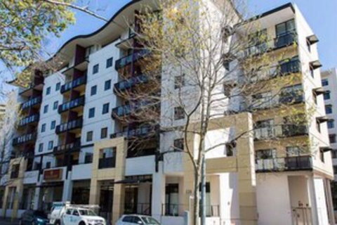 Two Bedroom Apt Next To Perth CBD With Parking. - Yamba Accommodation 3