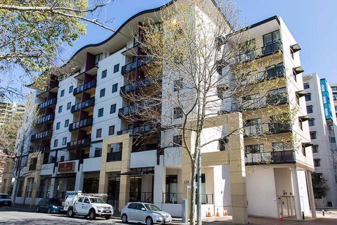 Two Bedroom Apt Next To Perth CBD With Parking. - Yamba Accommodation 4