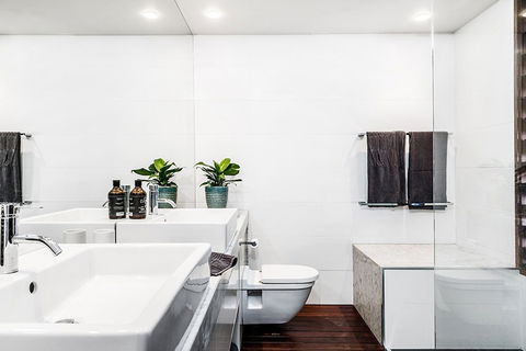 Your Luxury Escape - On The Bay 2 - Yamba Accommodation 3