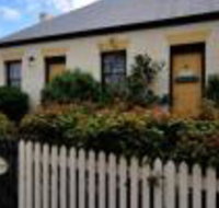 Sargeants  Armoury Cottages 1823 - Yamba Accommodation