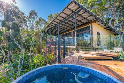 A PERFECT STAY - Ourmuli Cabin - Yamba Accommodation 4